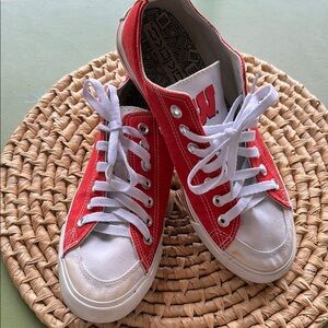 Converse UW Madison Red and White Canvas Sneakers size 10M